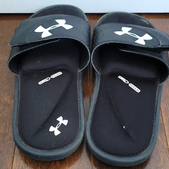 Shoes - Picture 2 of 3